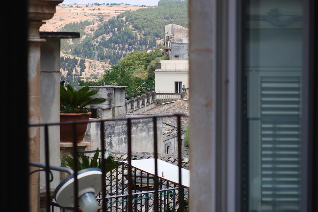 Hotel Dell'Orologio Ragusa Luaran gambar